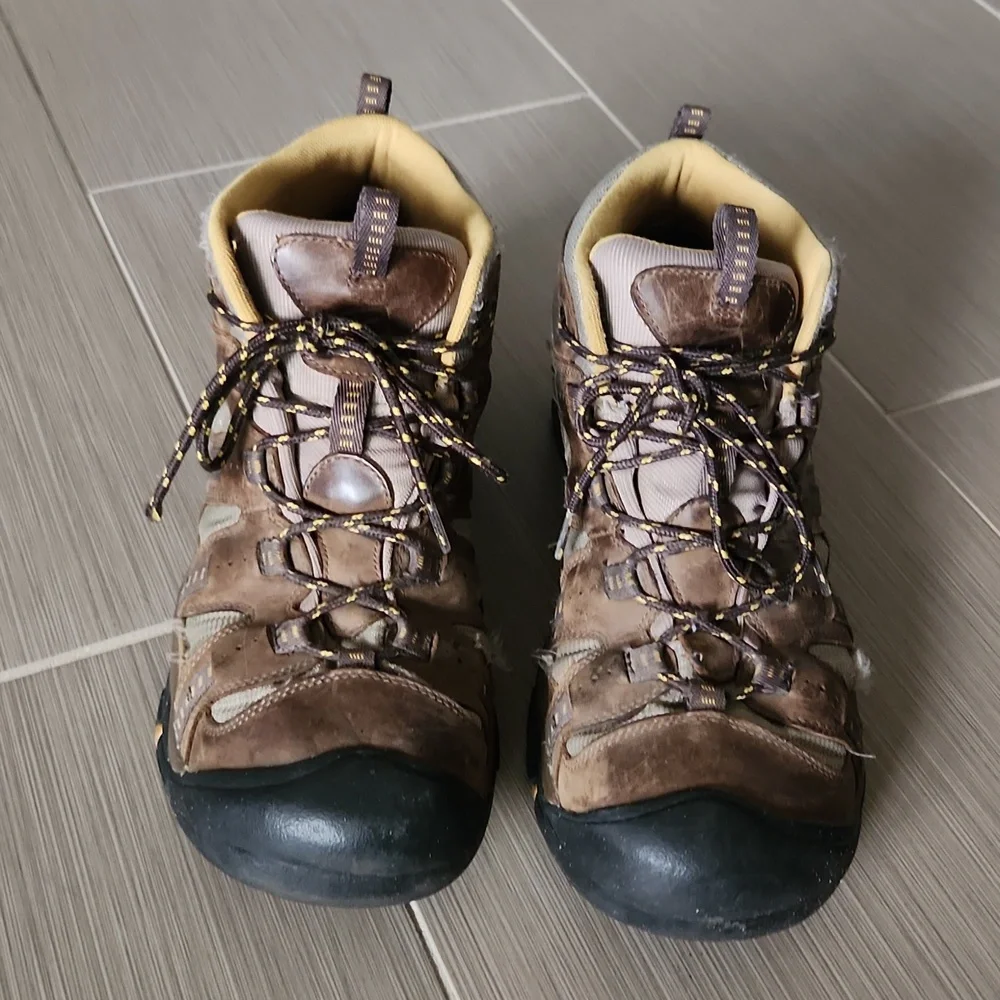 KEEN Siskiyou Mid Waterproof Leather Hiking Boots Sz 13